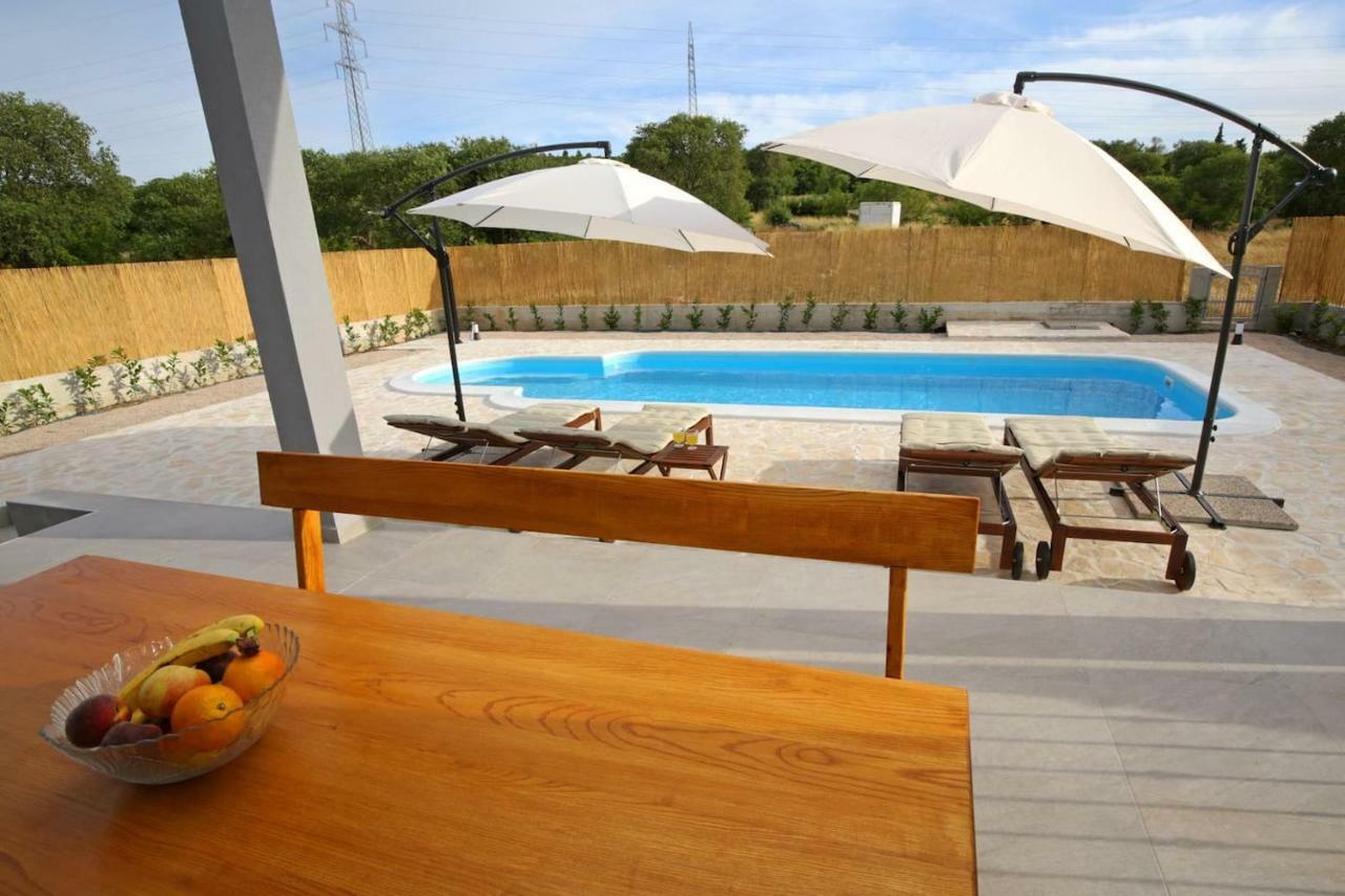 Modern Guest House Rak With Beautiful Pool Sibenik Exterior photo